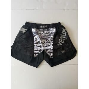 Venum Defender MMA Fight Shorts Men XL Black Urban Camo Pattern 8 In Inseam